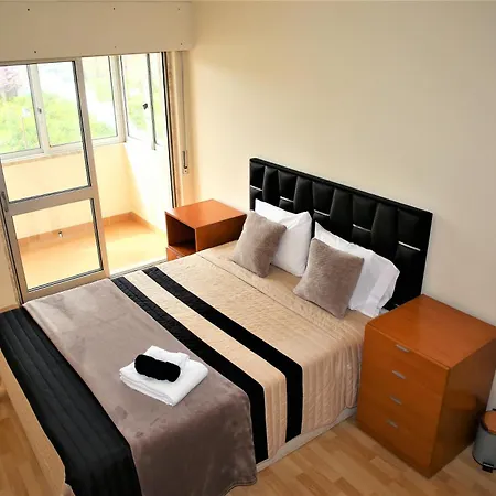 Quarto 1 Areeiro * Lisboa