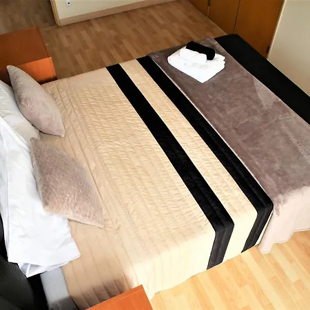 Quarto 1 Areeiro *