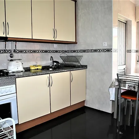 منزل للإقامة Quarto 1 Areeiro *